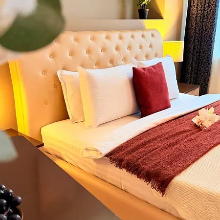 Heart Of - 2br On Calea Victoriei Appartement Bucarest